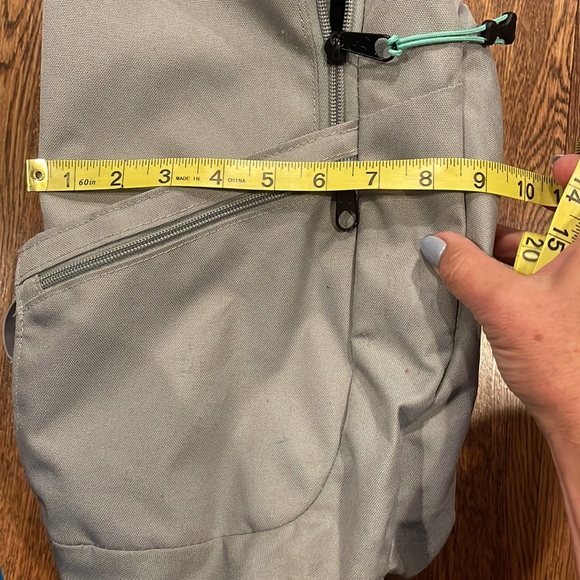 Jansport backpack gray with light green accents - Picture 10 of 12